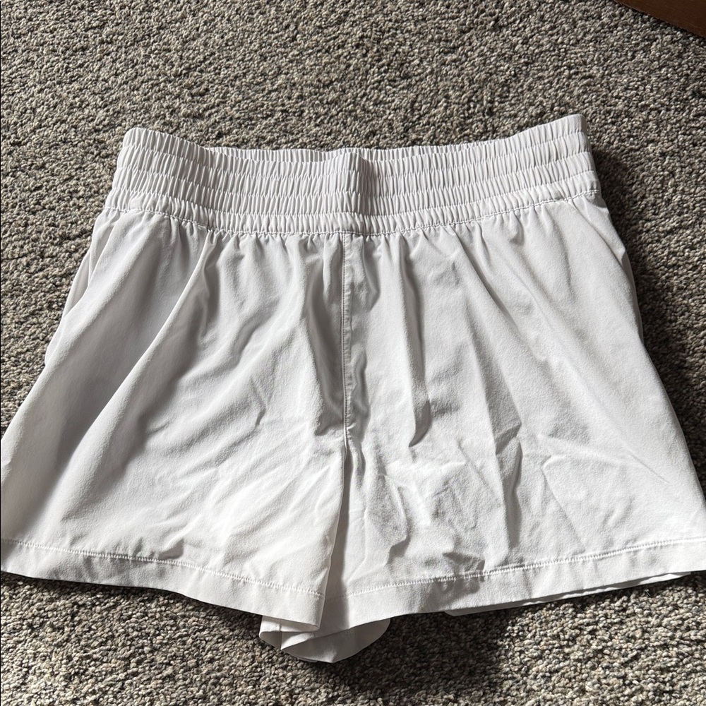 Athleta weekender run short
